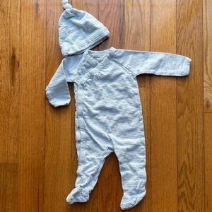 Burt’s Bees Baby Organic Cotton Jumpsuit & Knot Top Hat Set